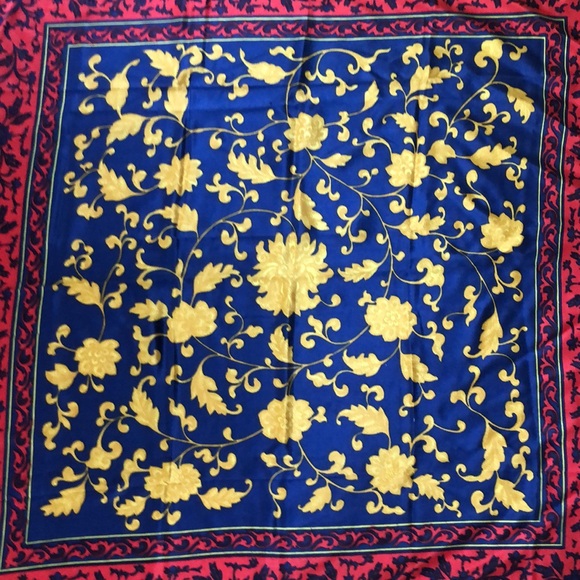 Lillian Venon Silk scarf in a classic floral design in navy blue, red and gold - Picture 6 of 14